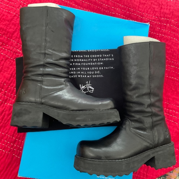 Fluevog Evers Booties 9 - Picture 14 of 16